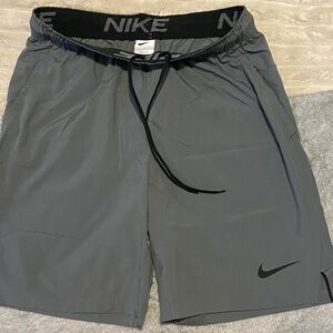 Nike Men's Athletic Shorts in Gray